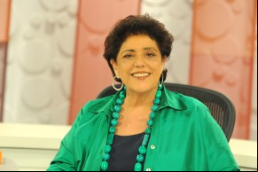 A jornalista Leda Nagle comanda o Sem Censura